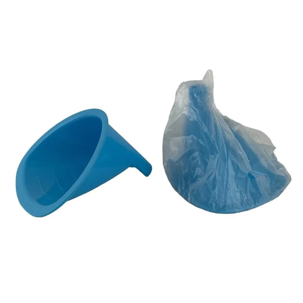 Tupperware Power Chef System Blue Funnel Replacement Part Lot of 2‎
